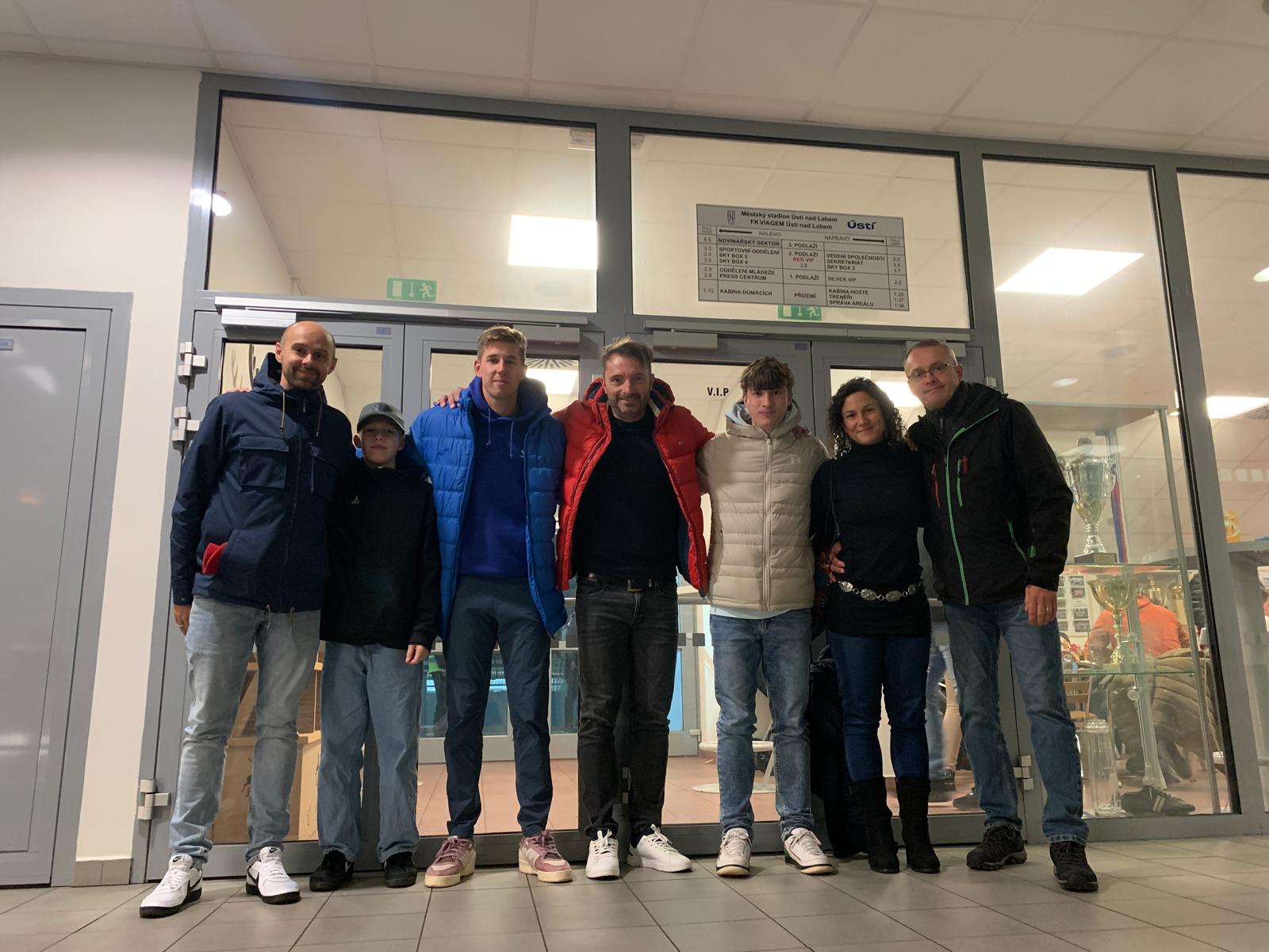 Setkání partnerských klubů při pohárovém zápase FK Viagem Ústí nad Labem A s Baník Ostrava B/ Treffen der Partnervereine während des Pokalspiels zwischen FK Viagem Ústí nad Labem A und Baník Ostrava B